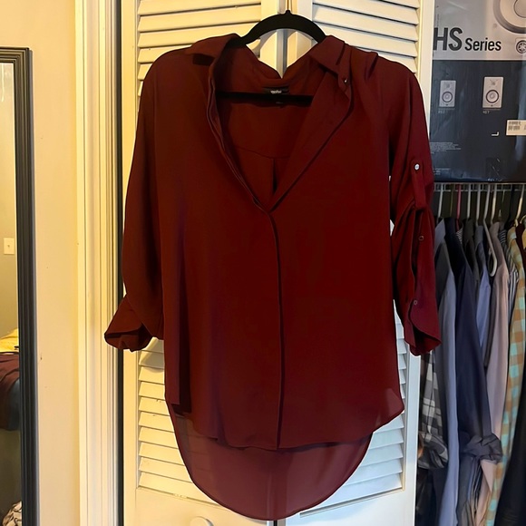 Rust red colored shirt - Picture 1 of 4